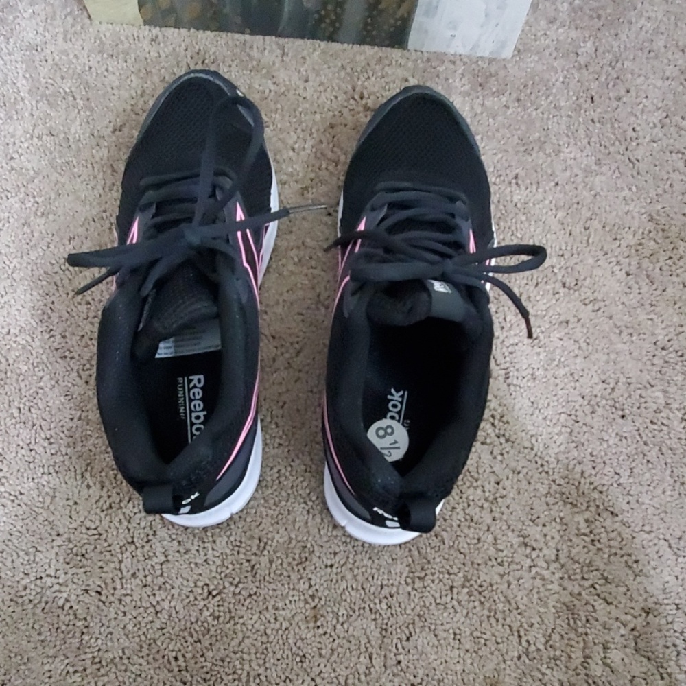 Shoes - Picture 4 of 4